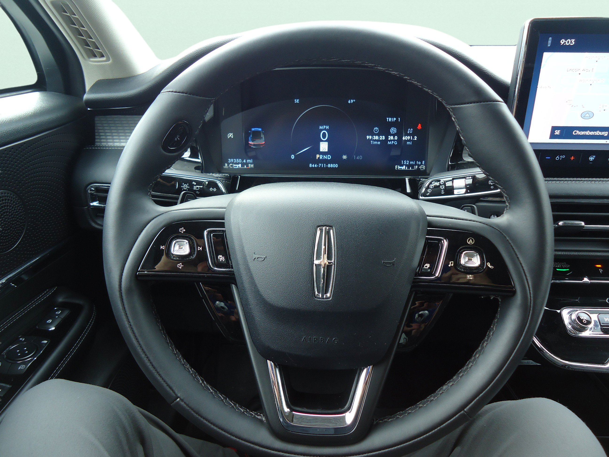 Used 2023 Lincoln Corsair AWD w/ Equipment Group 101A image 12