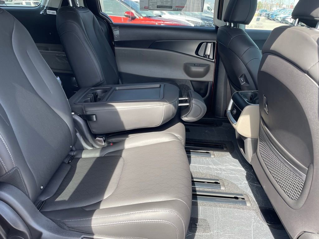 New 2026 Kia Carnival image 25