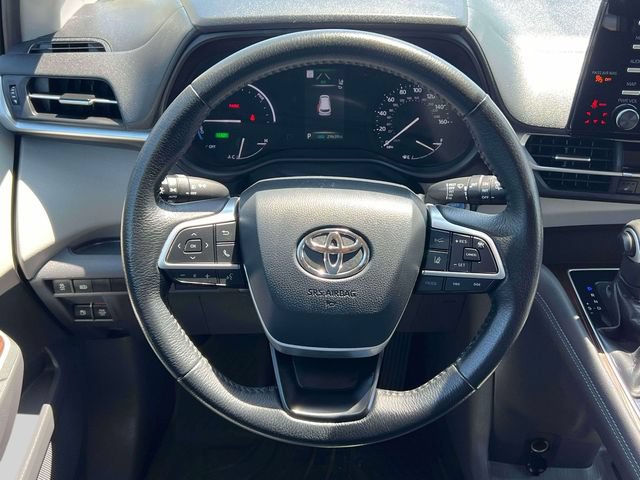 Certified 2021 Toyota Sienna XLE FWD image 18