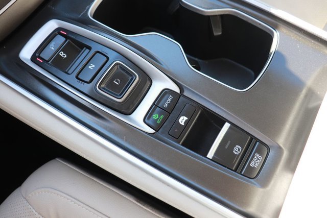 Used 2018 Honda Accord Touring image 19