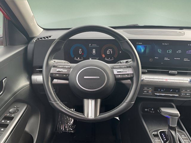 Used 2025 Hyundai Kona SEL AWD/4WD image 15