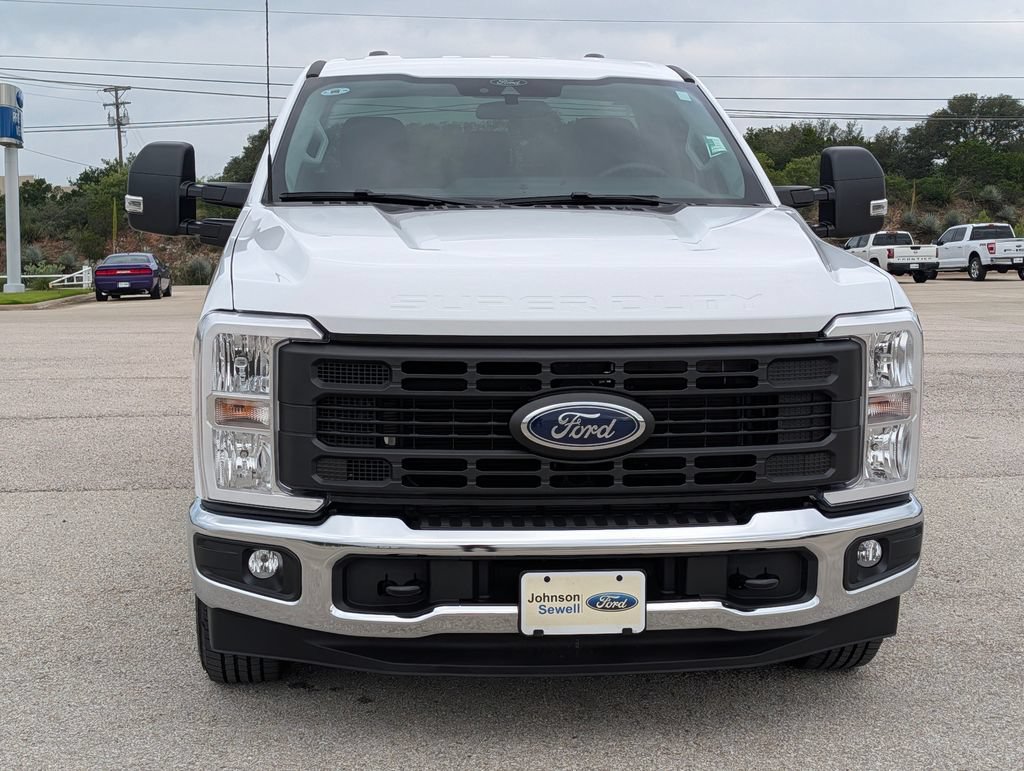 Used 2026 Ford F250 XL w/ XL Chrome Package RWD image 3