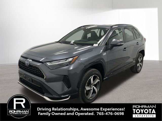 Used 2023 Toyota RAV4 SE AWD/4WD image 2