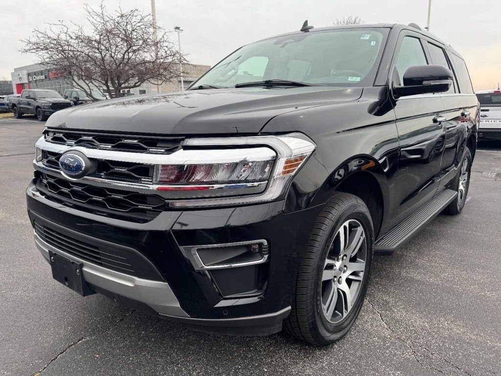 Used 2024 Ford Expedition Limited AWD/4WD image 8