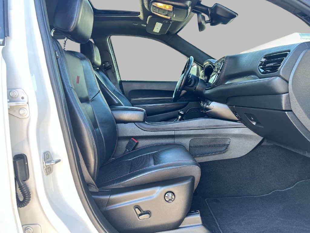 Used 2022 Dodge Durango R/T w/ Tow 'N Go Package AWD/4WD image 22
