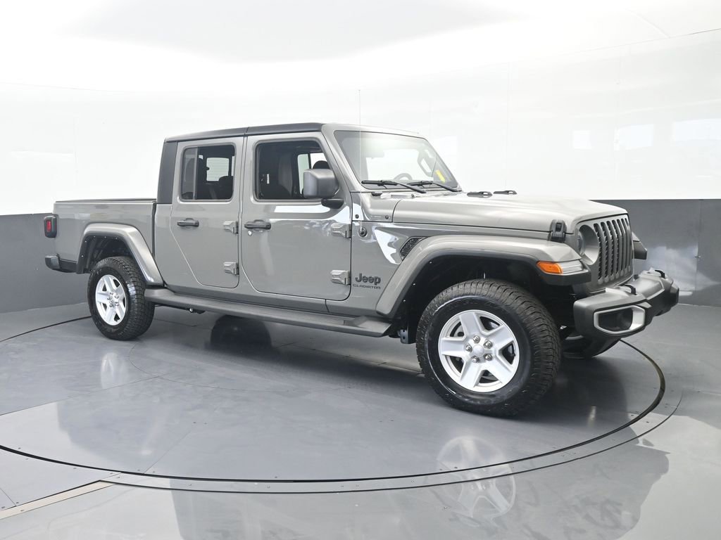 Used 2022 Jeep Gladiator Sport AWD/4WD image 8