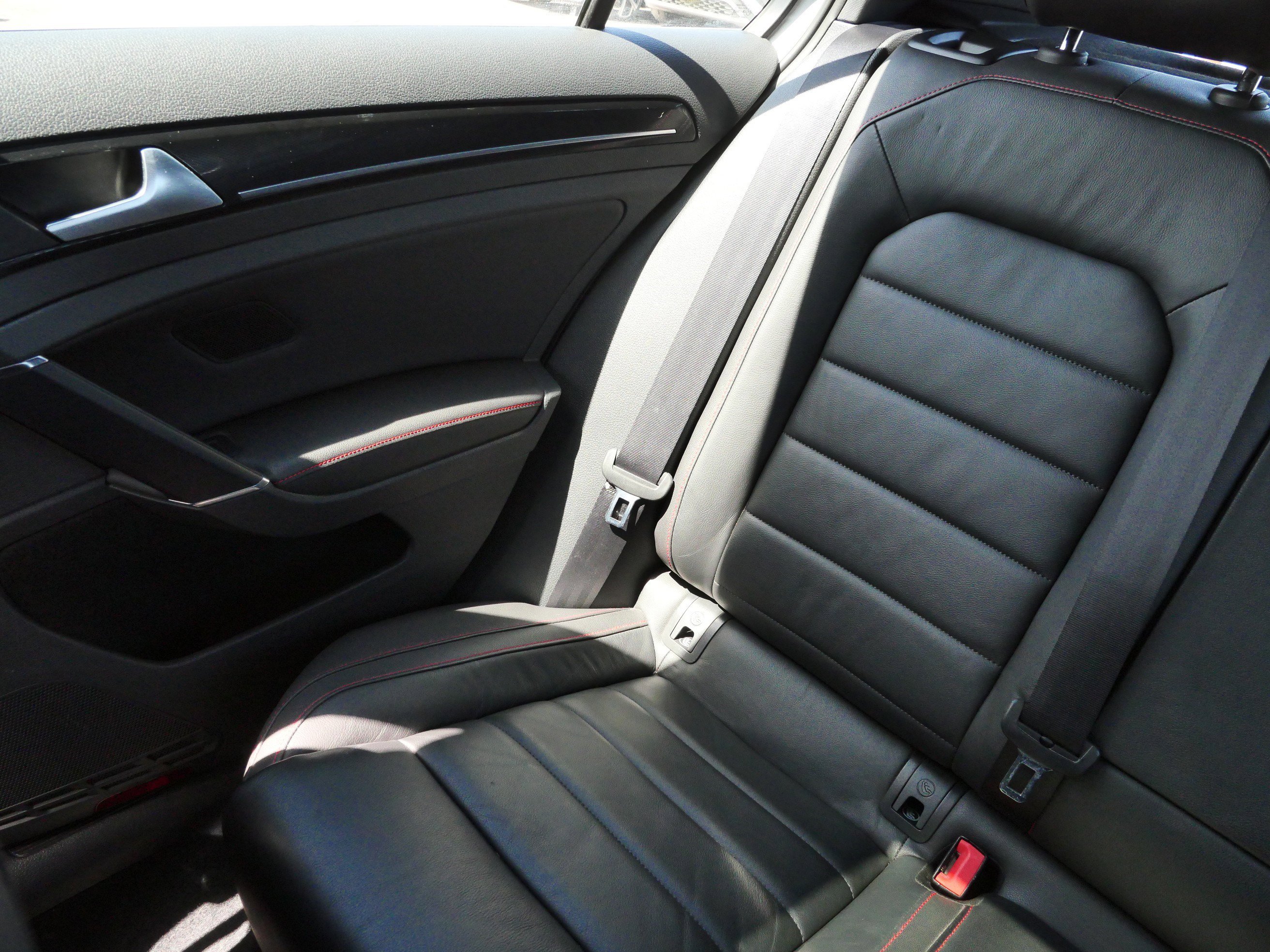 Used 2015 Volkswagen GTI Autobahn FWD image 12
