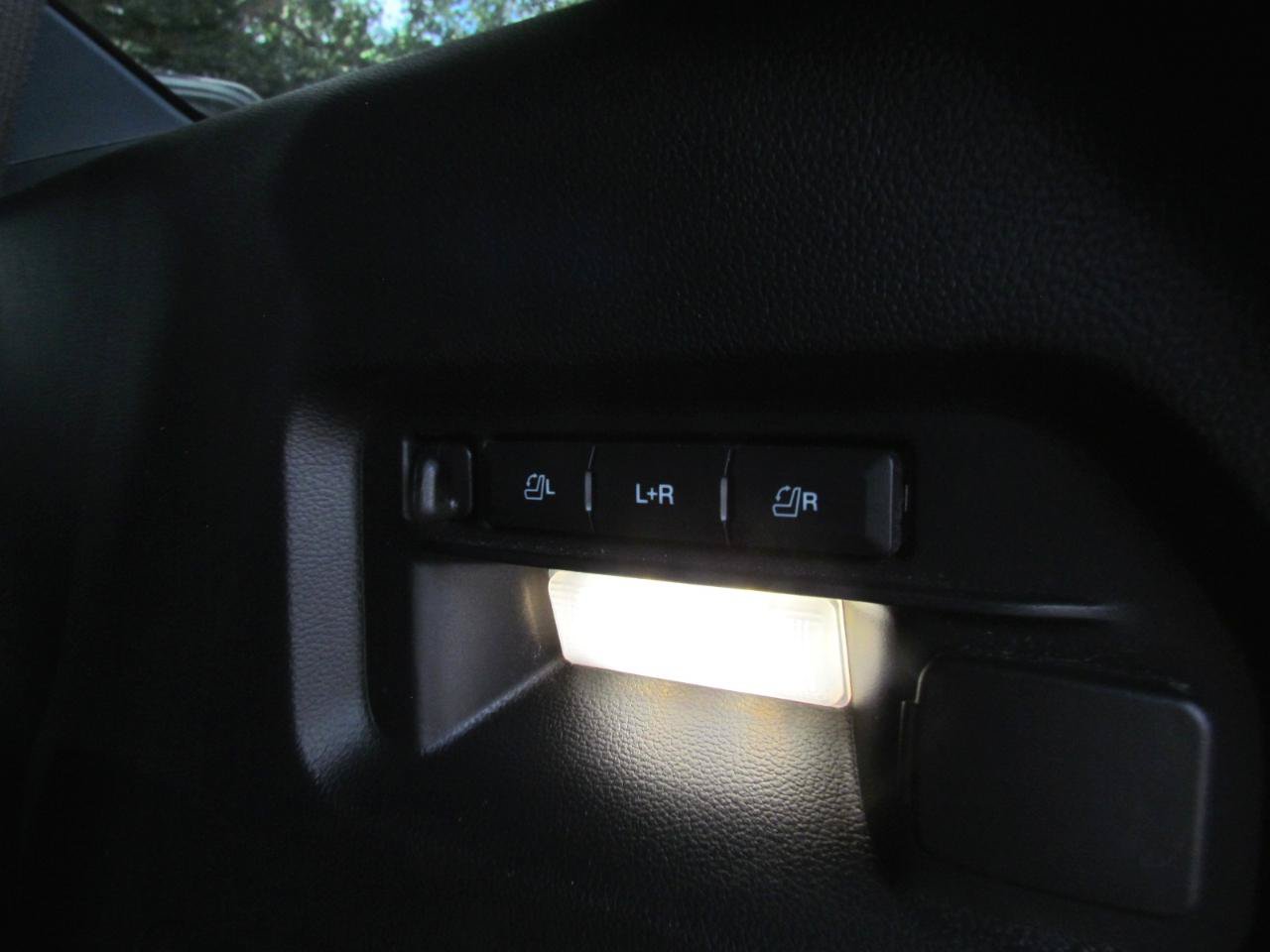 Used 2022 Ford Explorer ST w/ Equipment Group 401A AWD/4WD image 36