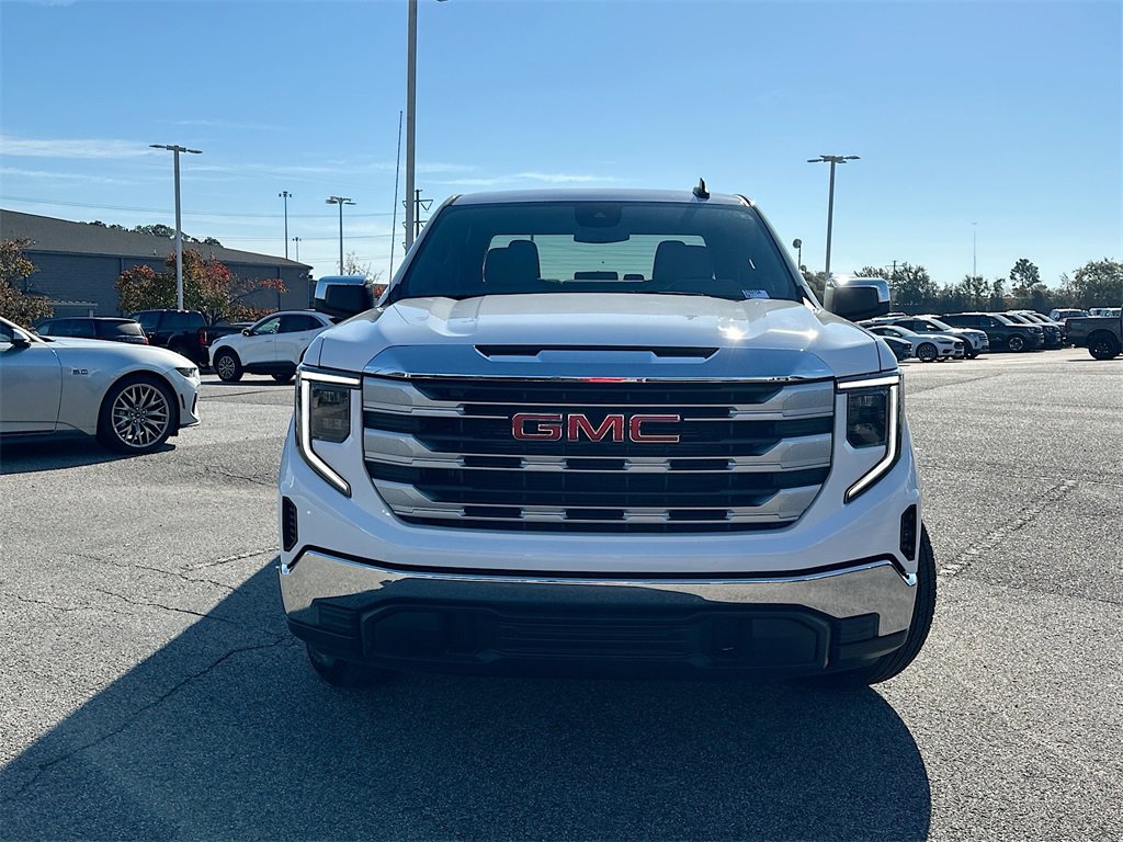 Used 2025 GMC Sierra 1500 SLE image 5