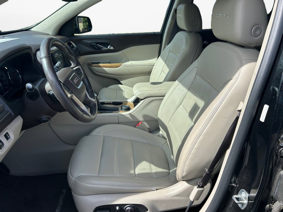 Used 2017 GMC Acadia Denali w/ LPO, Cargo Package image 9