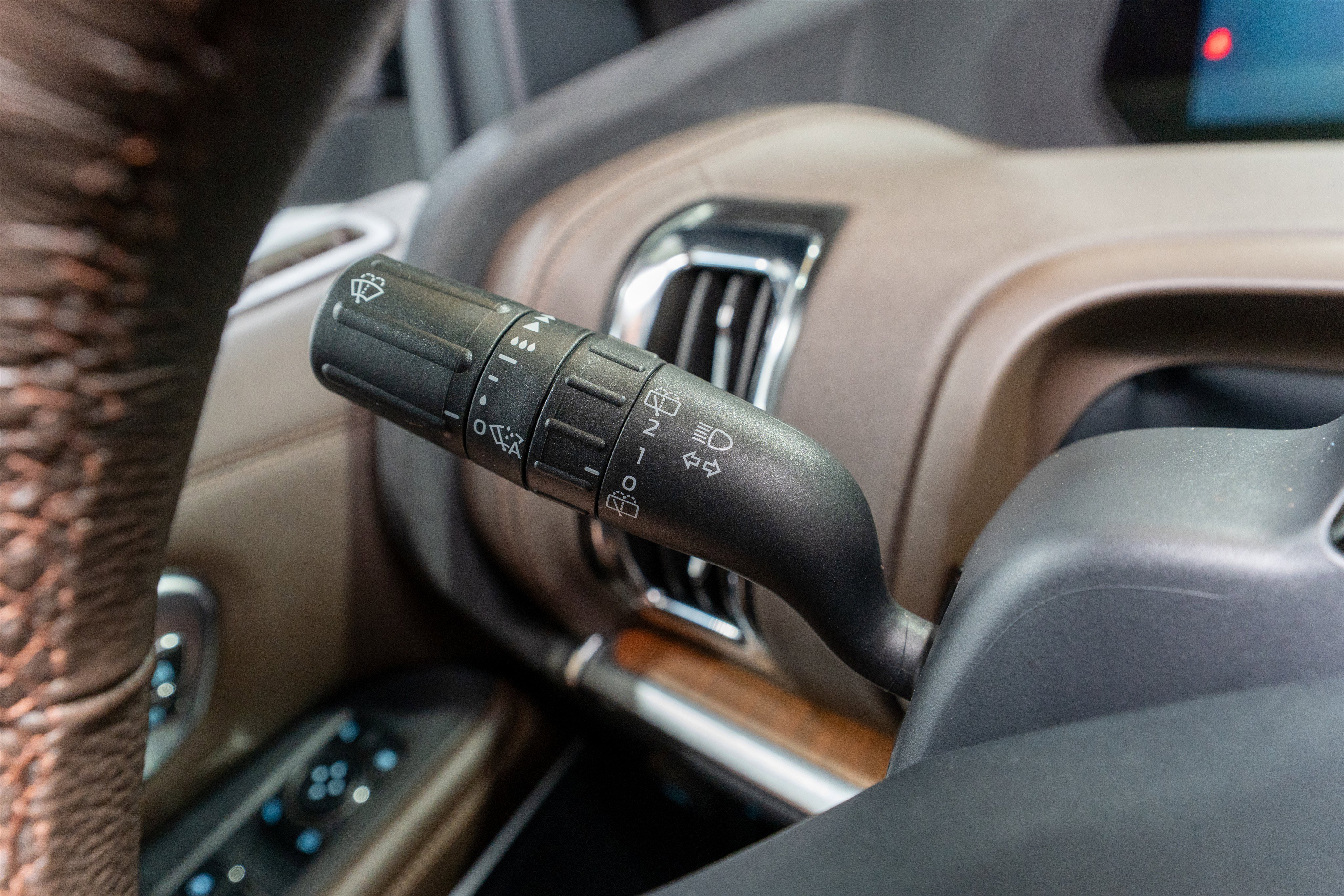 Used 2025 Ford Expedition King Ranch AWD/4WD image 31