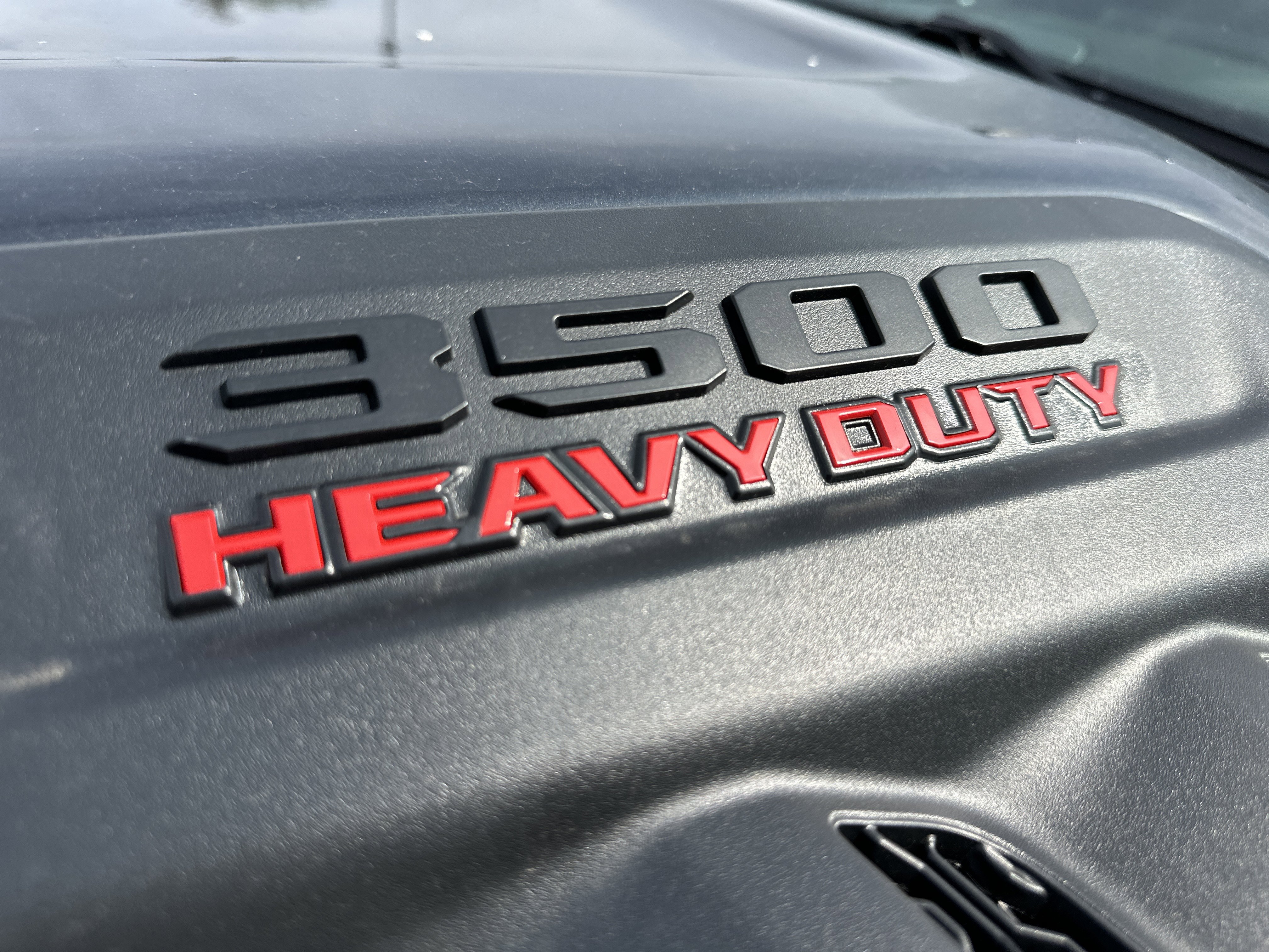 New 2026 RAM 3500 Laramie AWD/4WD image 25