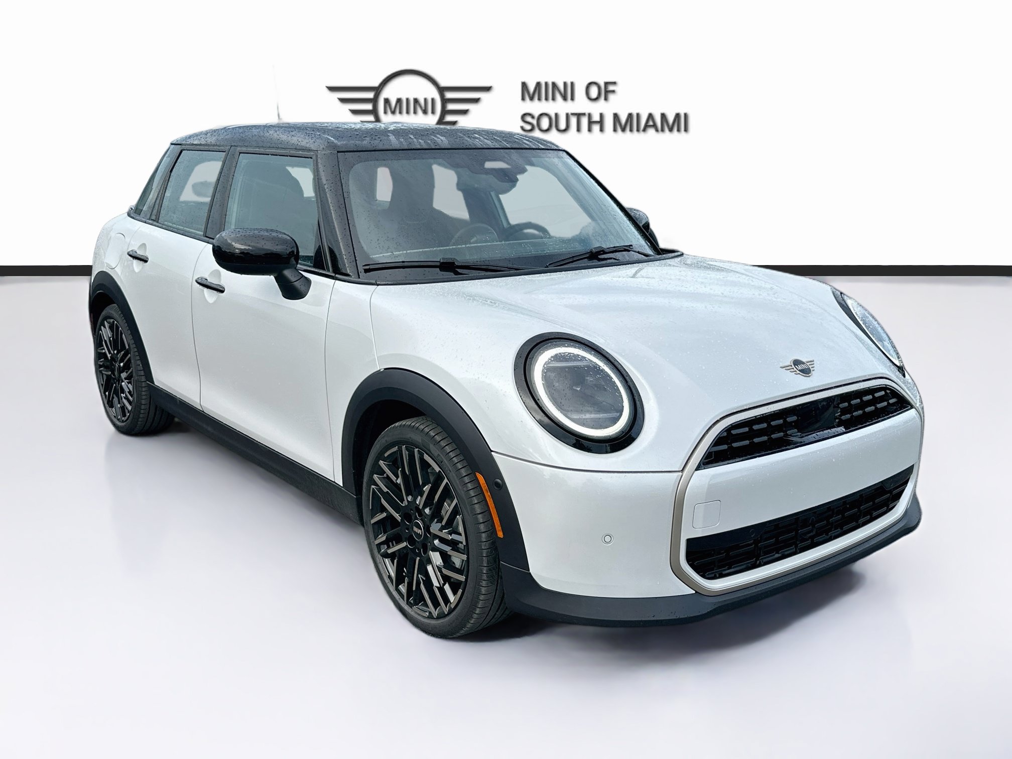 New 2026 MINI Cooper 4-Door Hardtop FWD image 1