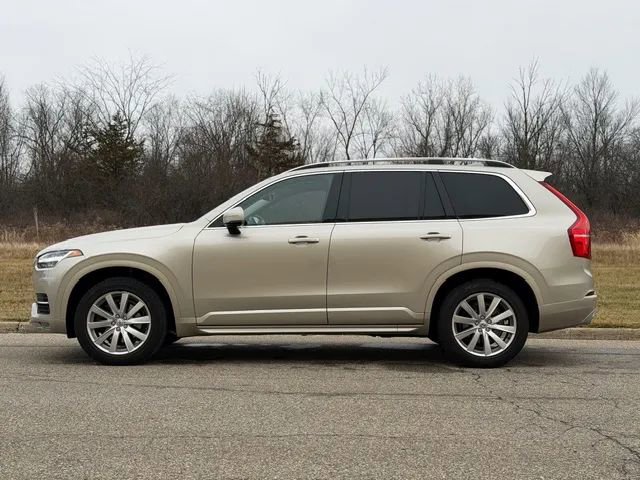 Used 2016 Volvo XC90 T6 Momentum w/ Protection Package Plus image 8