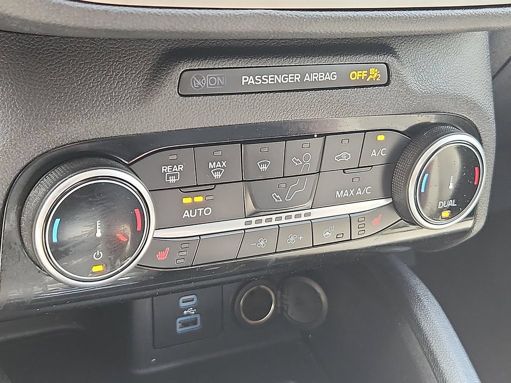 Used 2022 Ford Escape SE w/ Convenience Package FWD image 10