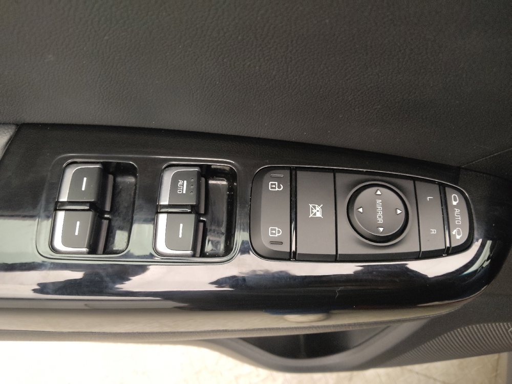 Used 2022 Kia Sportage EX w/ EX Technology Package image 27