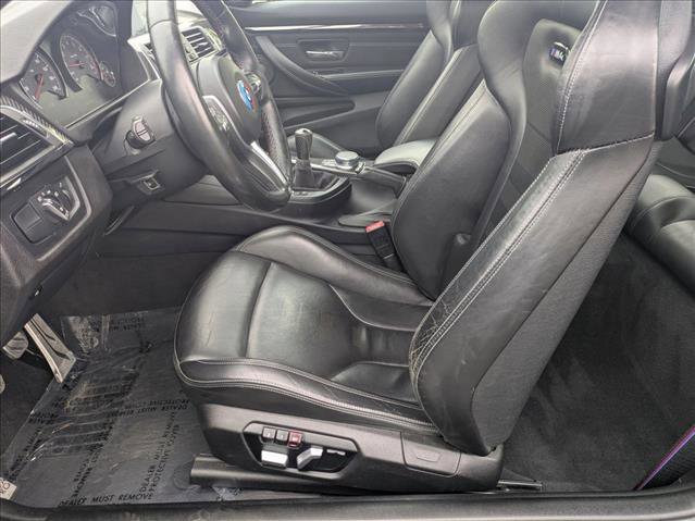 Used 2018 BMW M4 Coupe w/ Competition Package RWD image 16