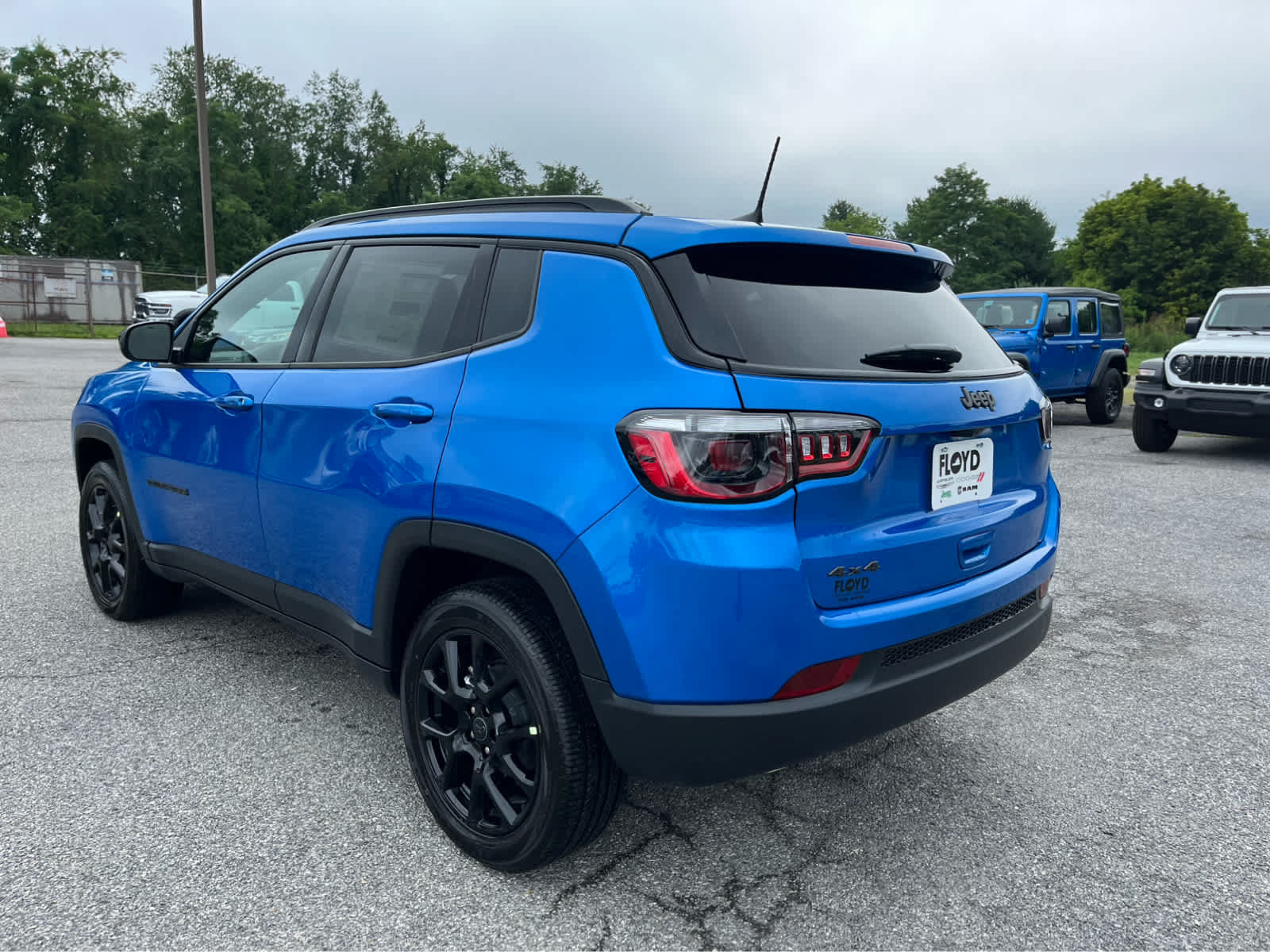 New 2026 Jeep Compass Latitude AWD/4WD image 5