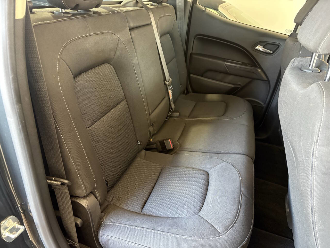 Used 2018 Chevrolet Colorado LT w/ LT Convenience Package image 21