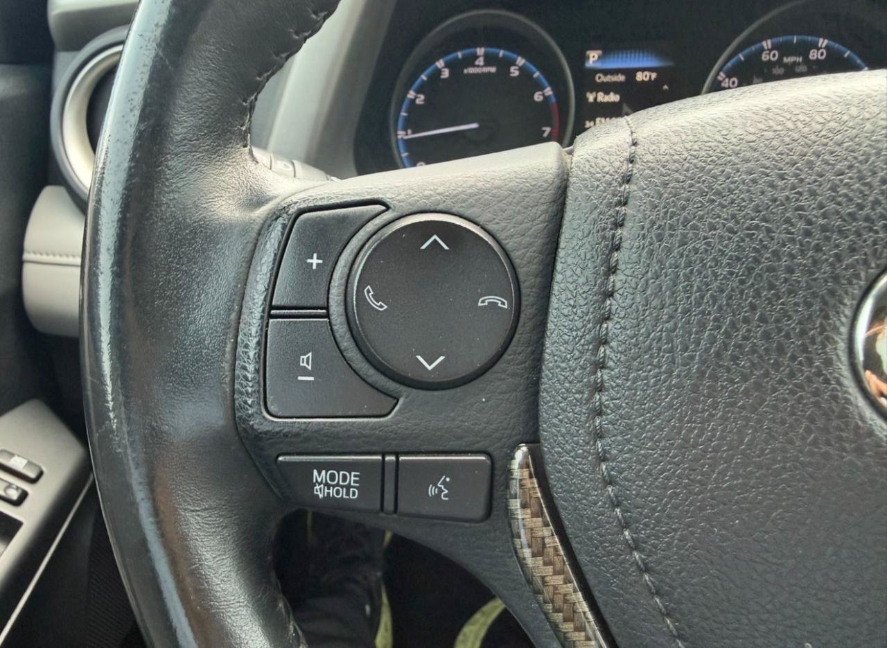 Used 2017 Toyota RAV4 XLE FWD image 16