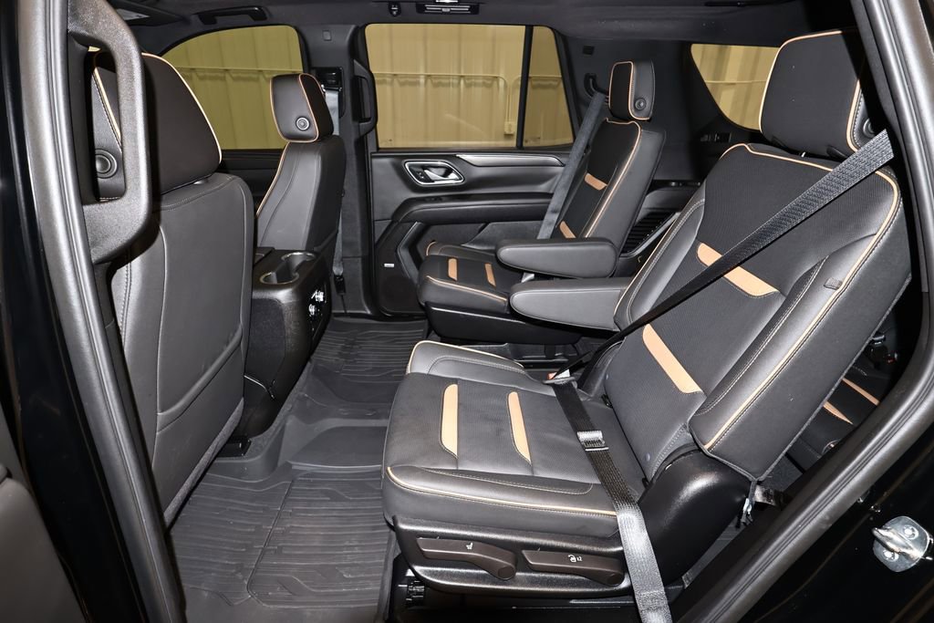 Used 2024 GMC Yukon AT4 w/ Technology Package image 15