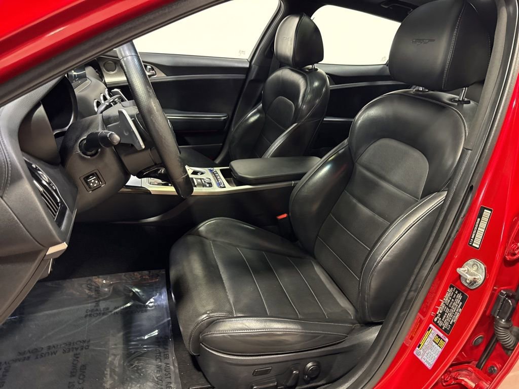 Used 2020 Kia Stinger GT2 AWD/4WD image 29