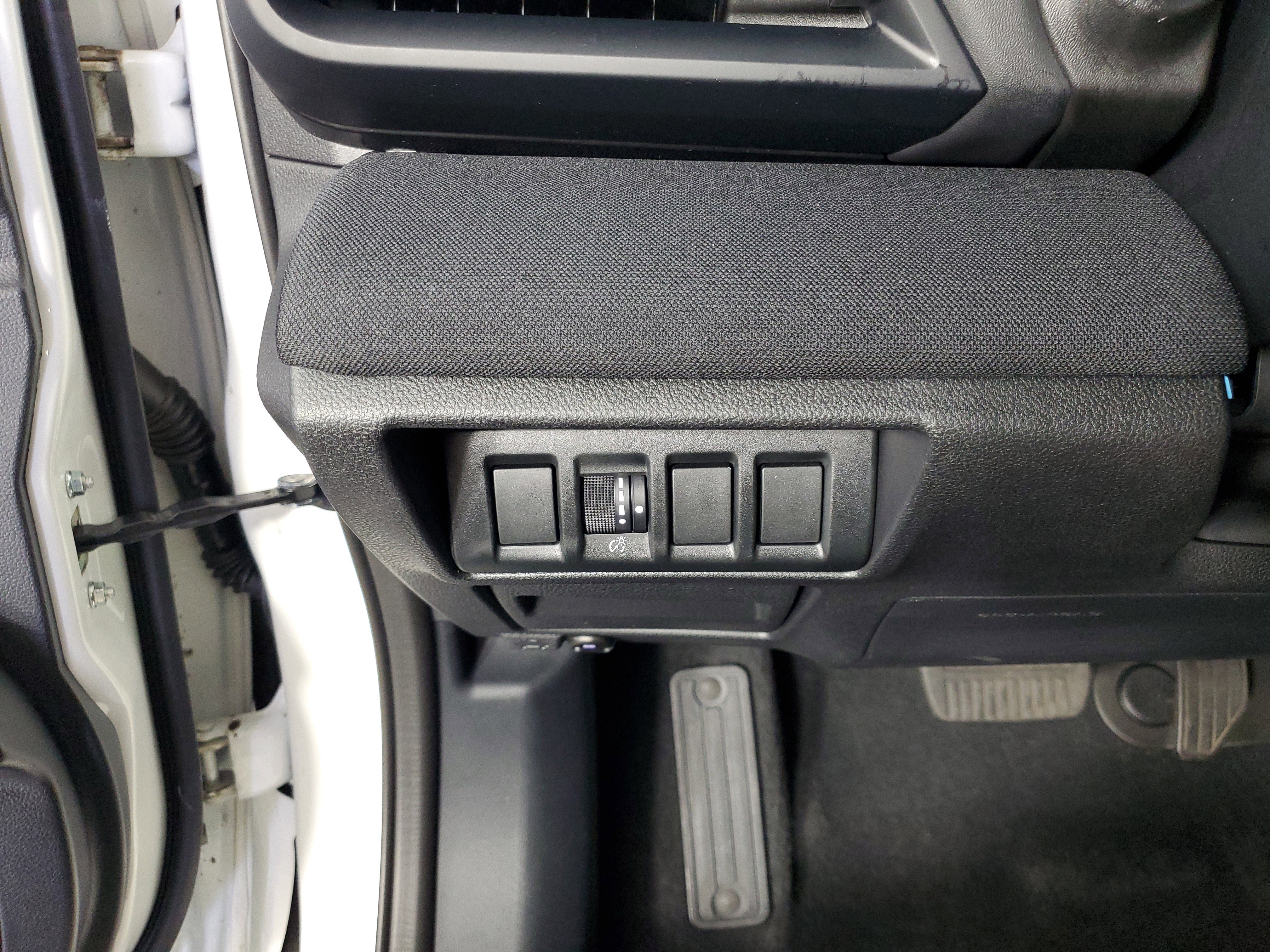 Used 2022 Subaru Outback Premium image 28