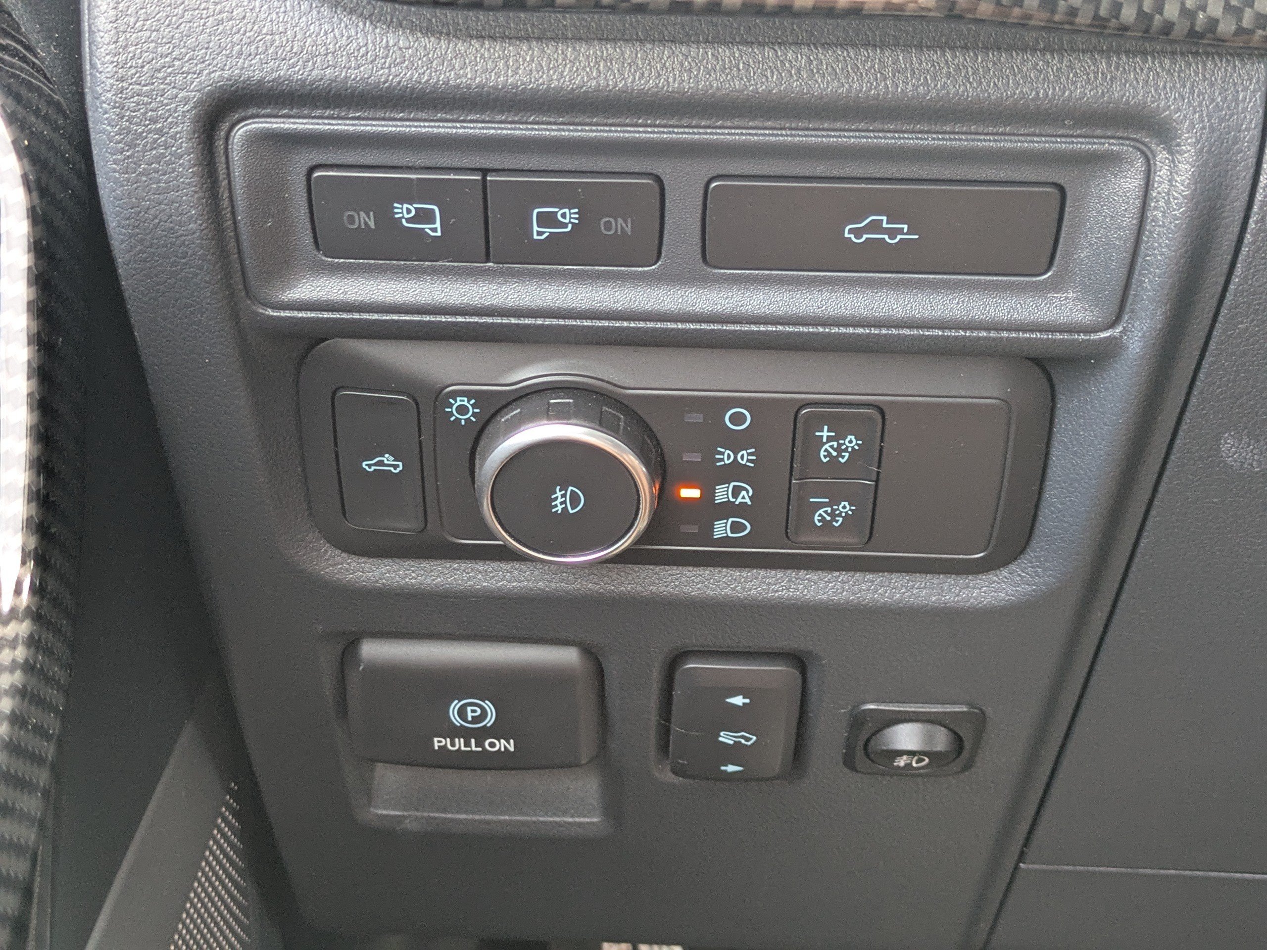 Used 2021 Ford F150 Lariat w/ Equipment Group 502A High AWD/4WD image 21
