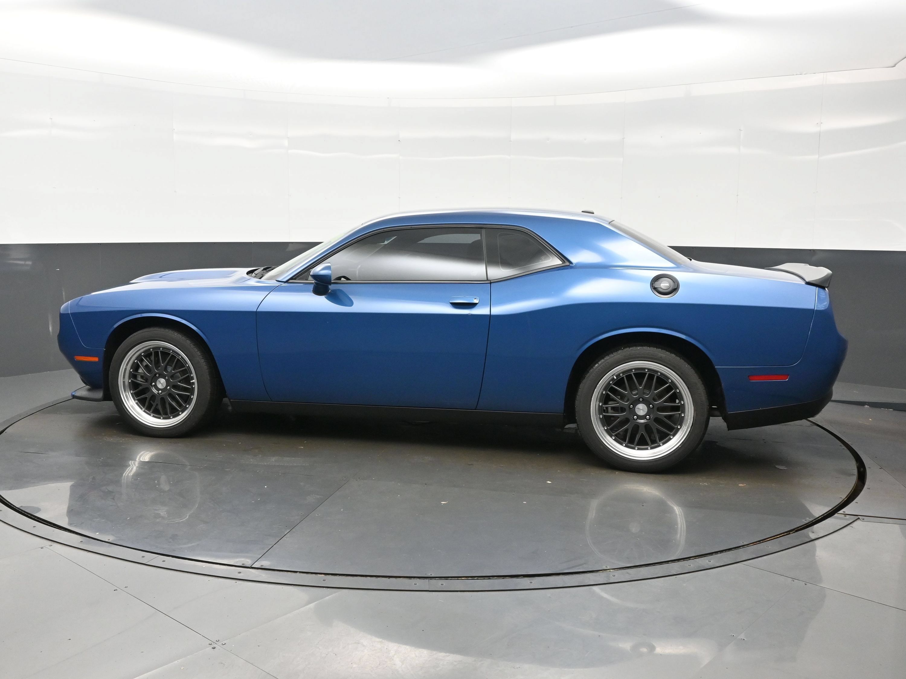 Used 2021 Dodge Challenger GT w/ Blacktop Package AWD/4WD image 4