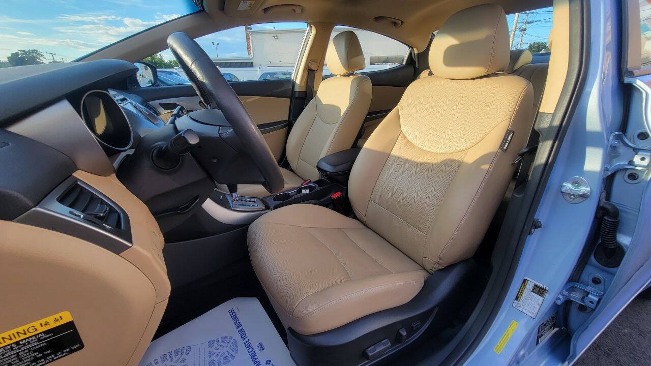 Used 2013 Hyundai Elantra Limited w/ Technology Pkg FWD image 13