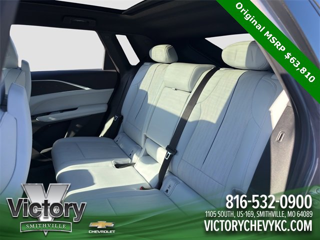 Used 2024 Cadillac Lyriq Sport image 13