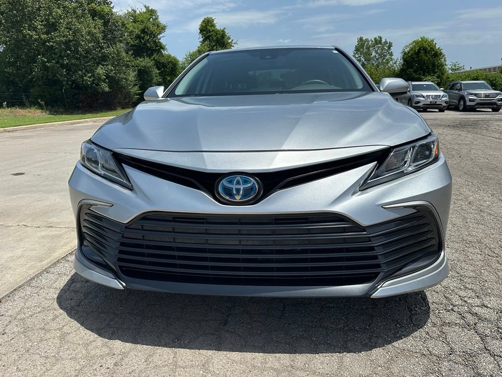 Used 2023 Toyota Camry LE FWD image 2
