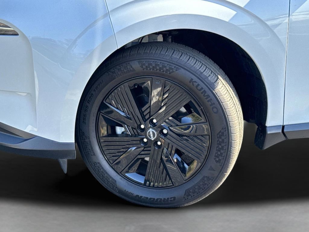 Certified 2025 Nissan Murano SV image 46