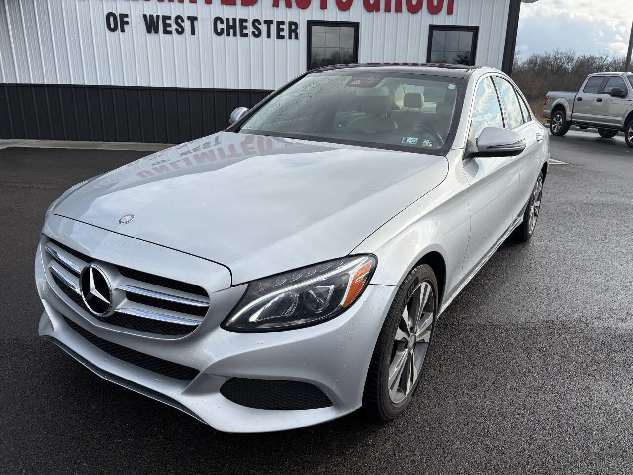 Used 2016 Mercedes-Benz C 300 4MATIC Sedan image 2