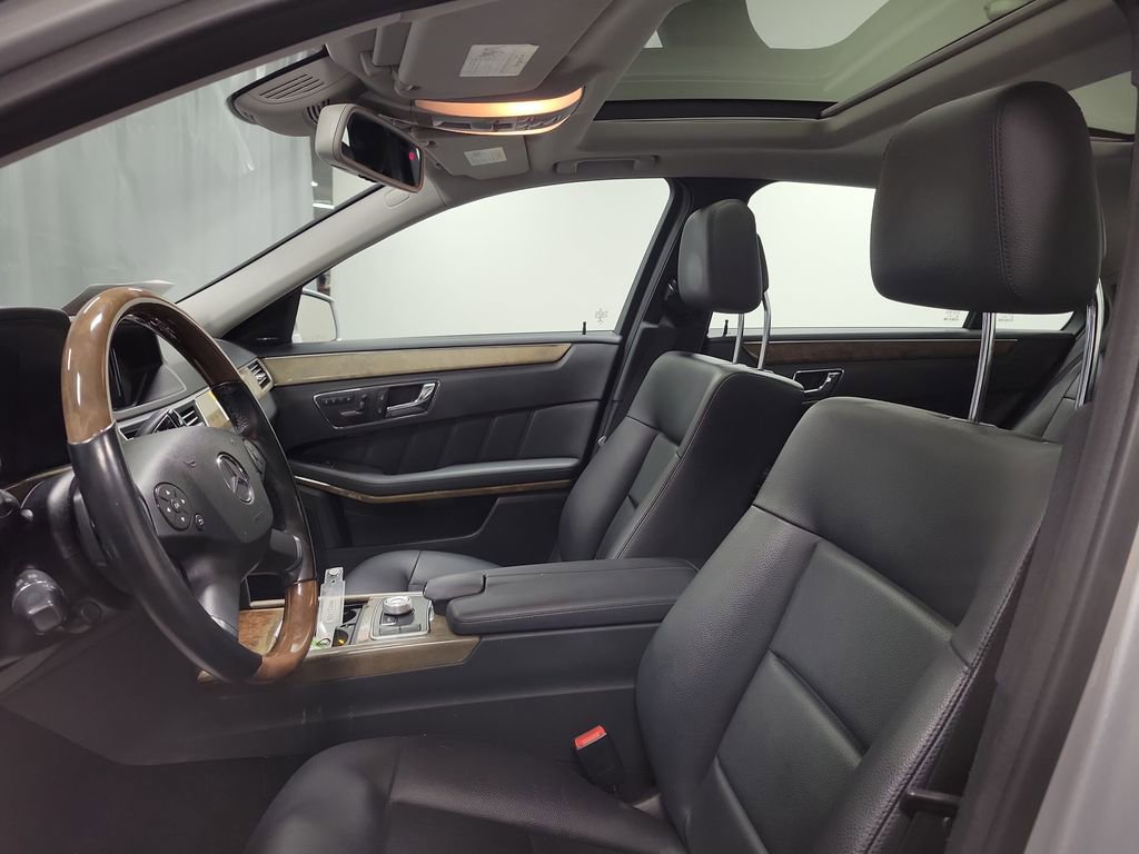 Used 2011 Mercedes-Benz E 350 4MATIC Sedan image 13