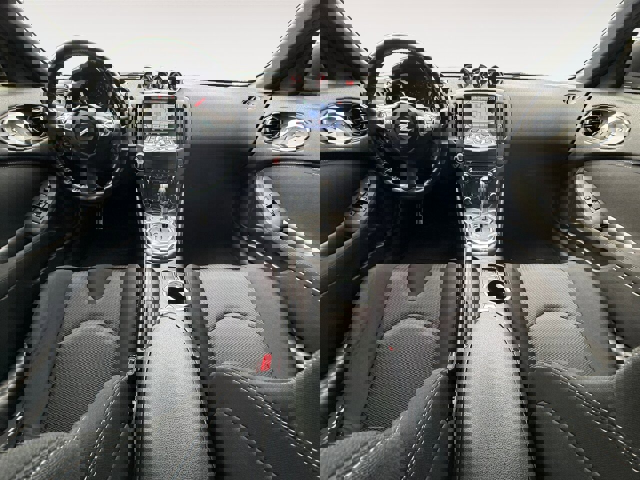 Used 2015 Nissan 370Z w/ Sport Package image 11