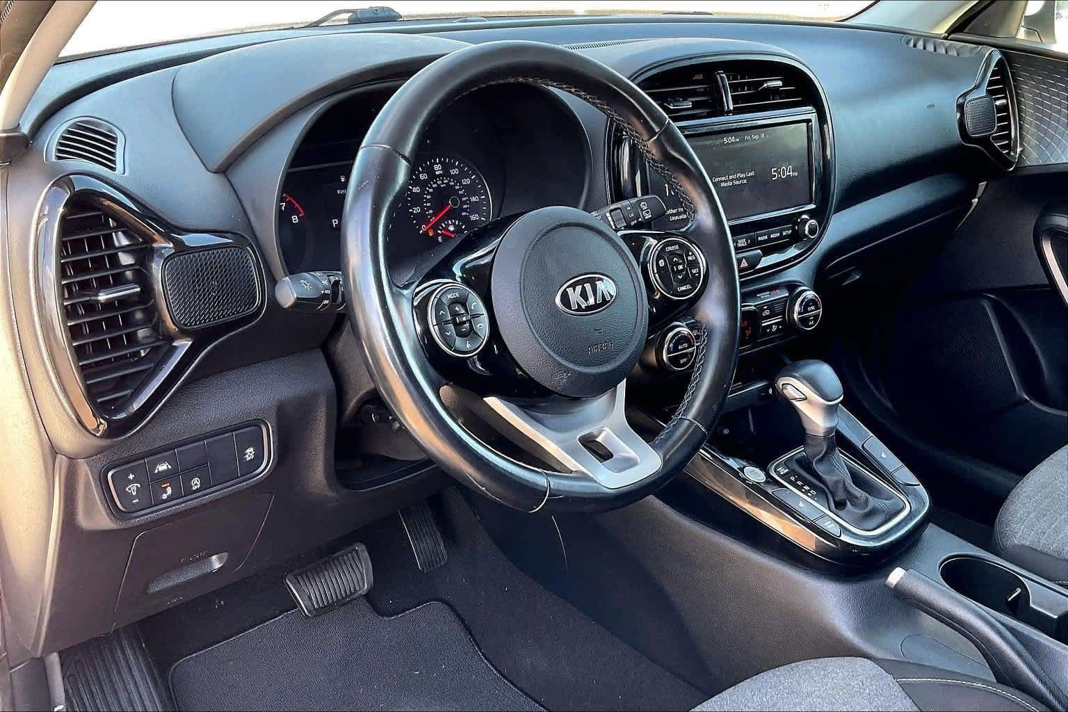 Certified 2021 Kia Soul EX FWD image 2