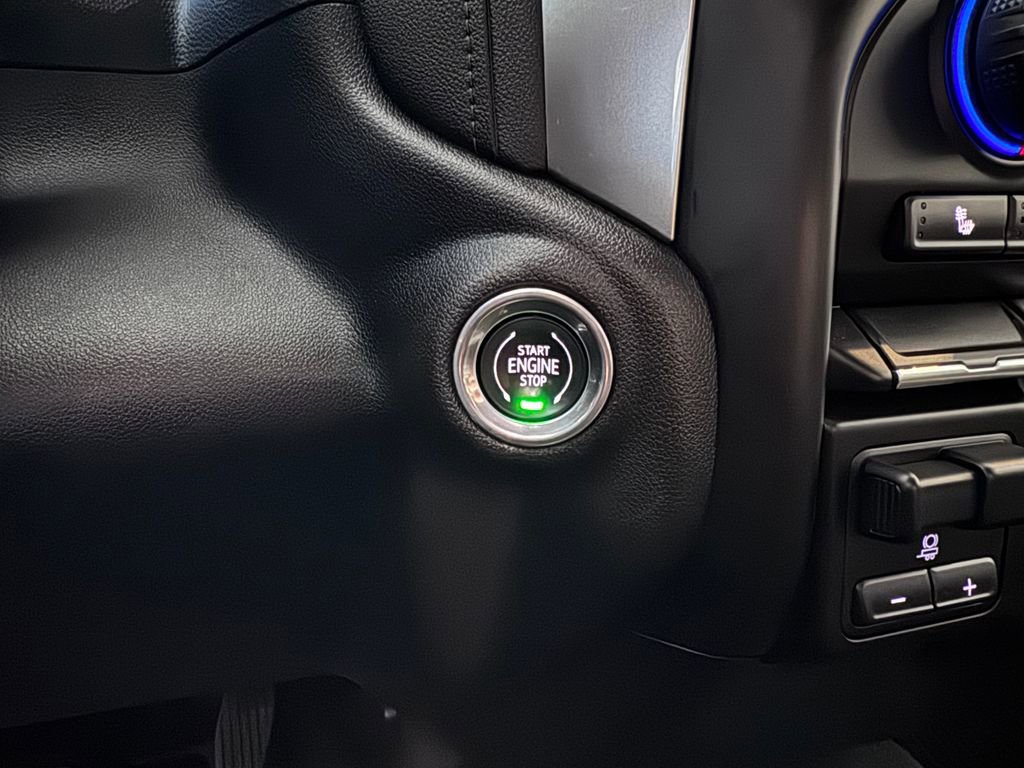 Used 2020 Chevrolet Silverado 2500 LTZ image 20