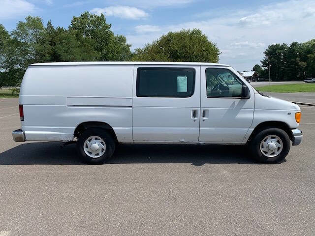 Used 2003 Ford E-250 and Econoline 250 Extended image 11