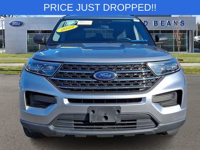 Used 2022 Ford Explorer XLT w/ Class IV Trailer Tow Package AWD/4WD image 3