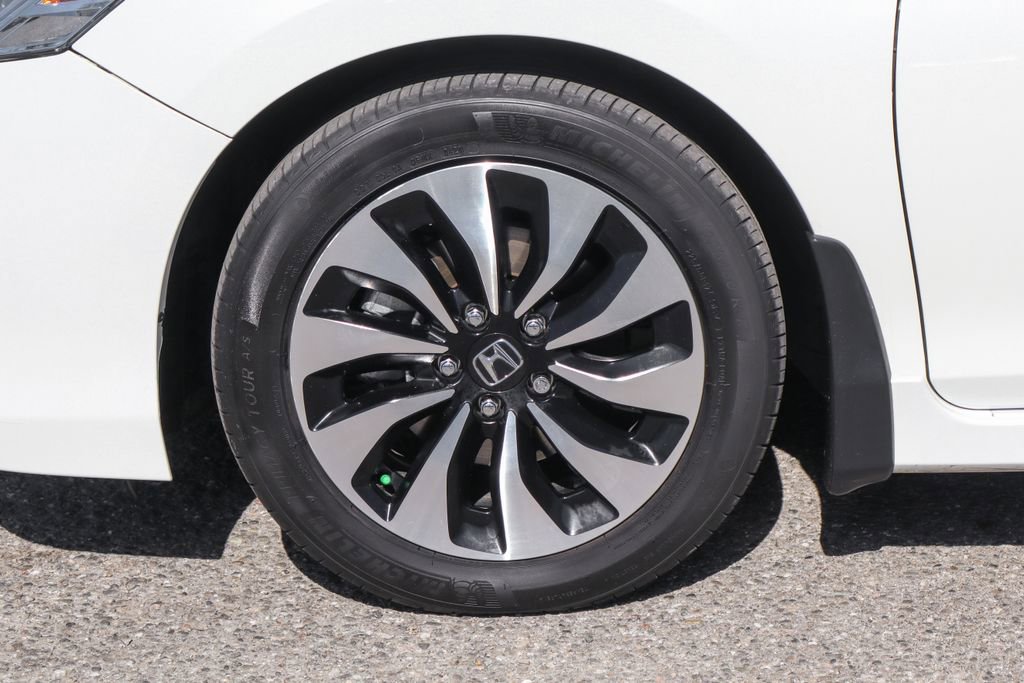 Used 2017 Honda Accord Touring image 44