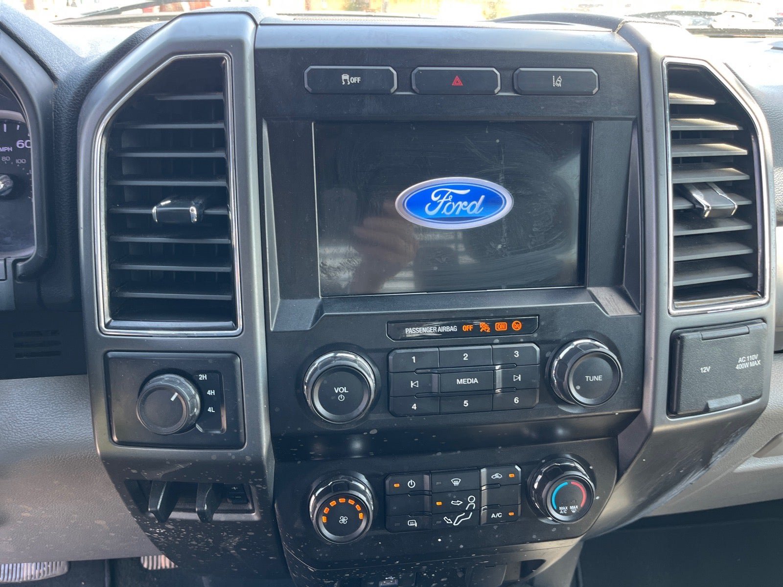 Used 2020 Ford F250 XLT AWD/4WD image 11