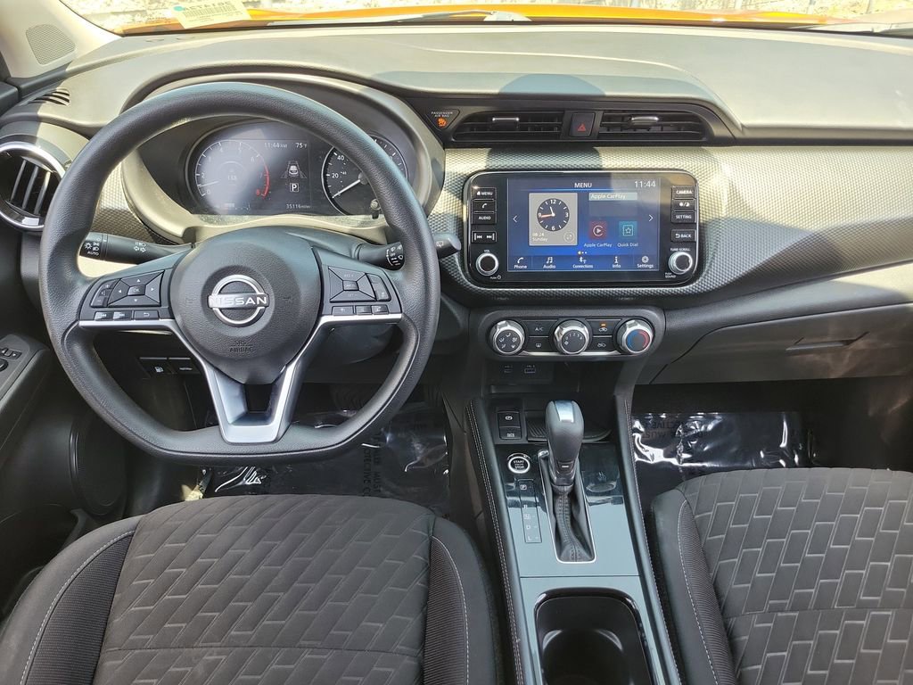 Used 2023 Nissan Kicks SV FWD image 4
