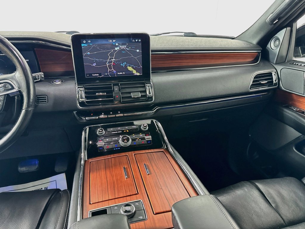 Used 2021 Lincoln Navigator L Reserve AWD/4WD image 30