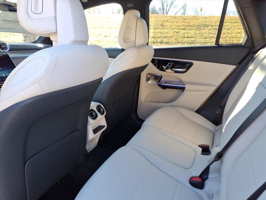New 2026 Mercedes-Benz GLC 300 image 23
