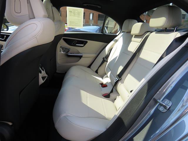 Used 2026 Mercedes-Benz C 300 4MATIC Sedan image 20
