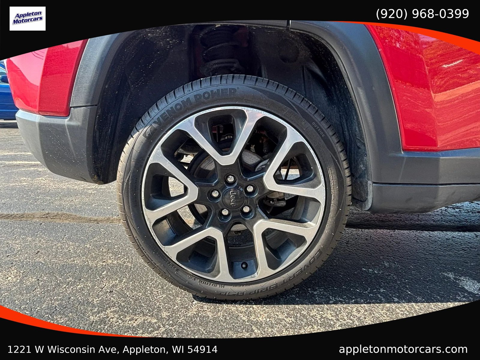 Used 2018 Jeep Compass Limited w/ Navigation Group AWD/4WD image 13