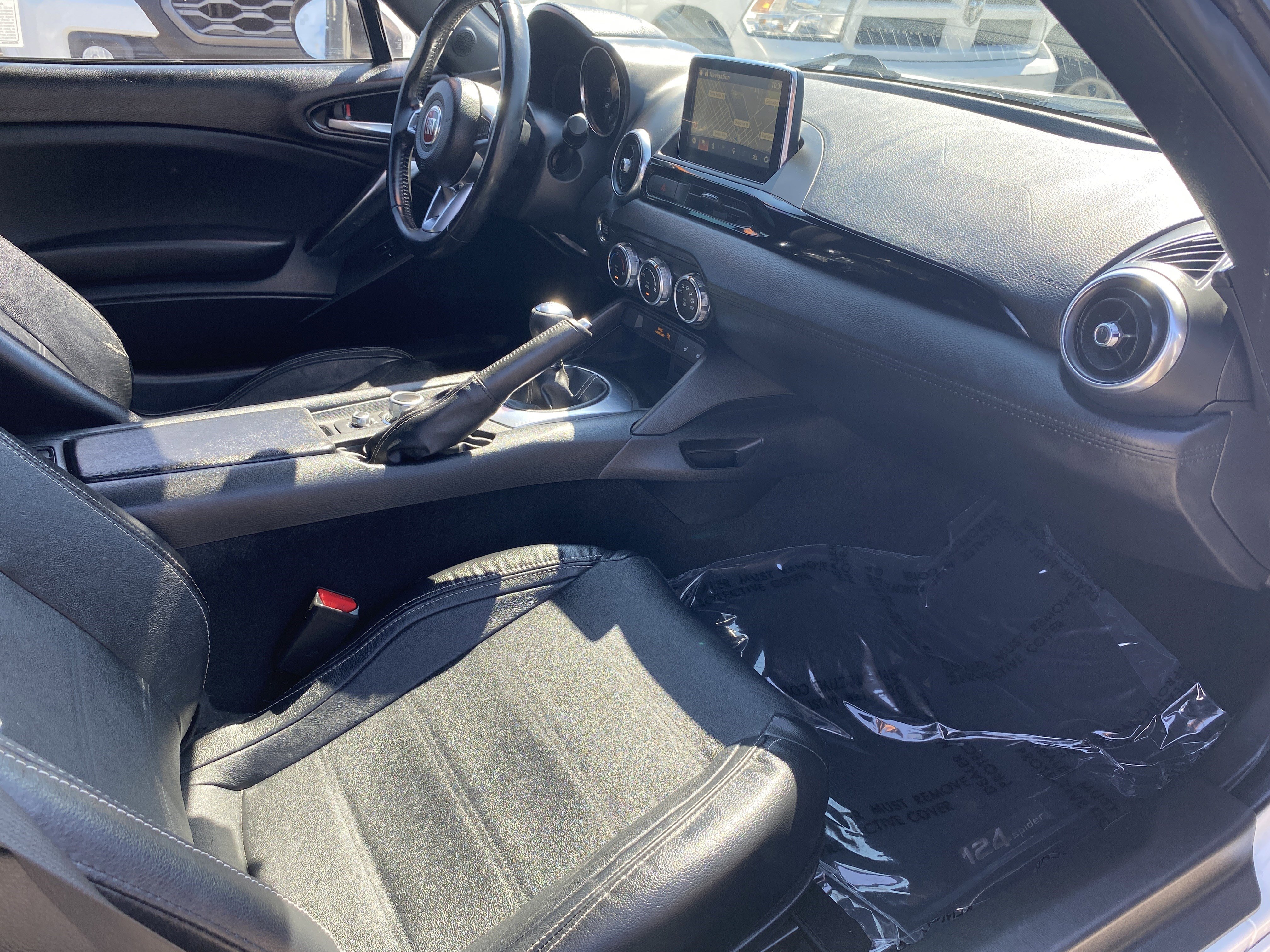 Used 2017 FIAT 124 Spider Lusso image 13