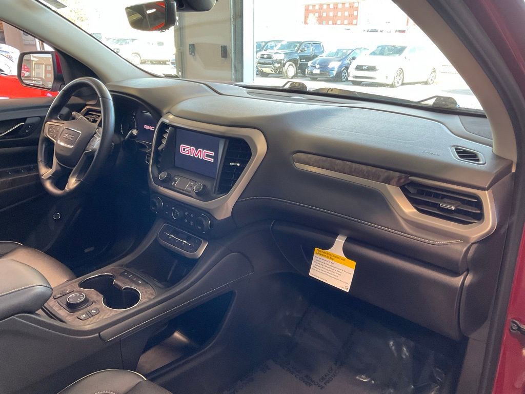 Used 2021 GMC Acadia Denali w/ Denali Ultimate Package image 19