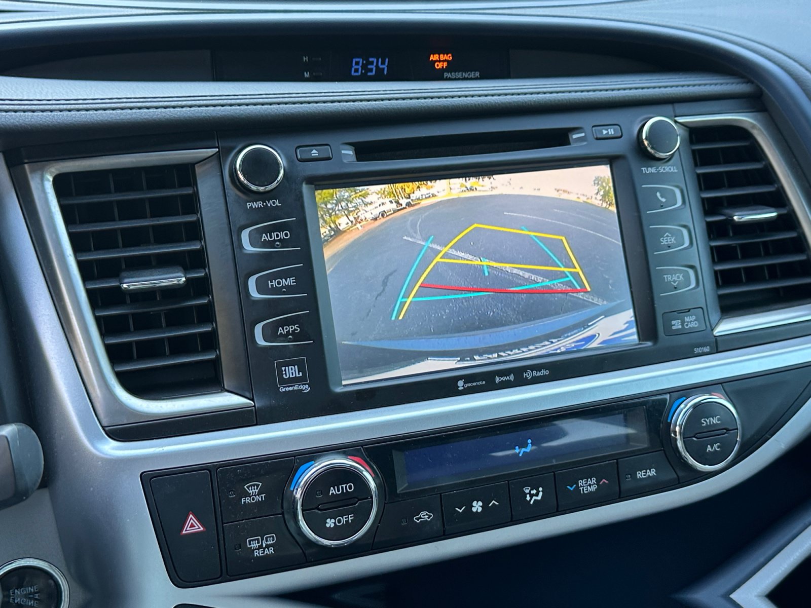 Used 2016 Toyota Highlander Limited FWD image 17